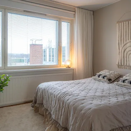 Beautiful Top-floor In דירה *